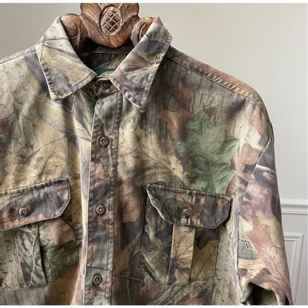 Cabela’s Advantage Timber Leaf Camouflage Long Sleeve Button Down Shirt L